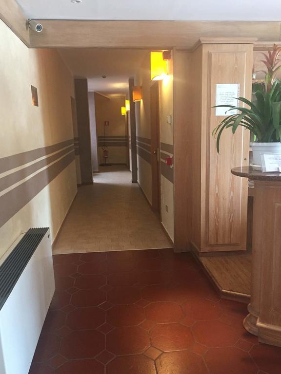 Hotel Ascot Binasco Ngoại thất bức ảnh